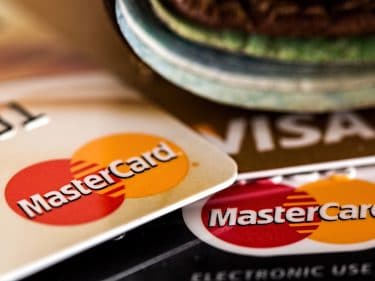 MasterCard批准Tap&Go的加密貨幣轉帳卡01